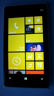 Nokia Lumia 920 Windows 8 Phone with yellow theme color