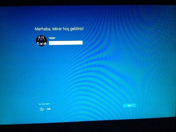 Windows 10 logon account for upgrade customization