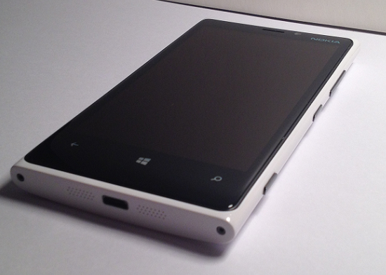 Nokia Lumia 920 white Windows 8 phone