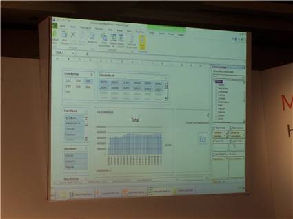 Excel 2010 Power Pivot Data Slicer